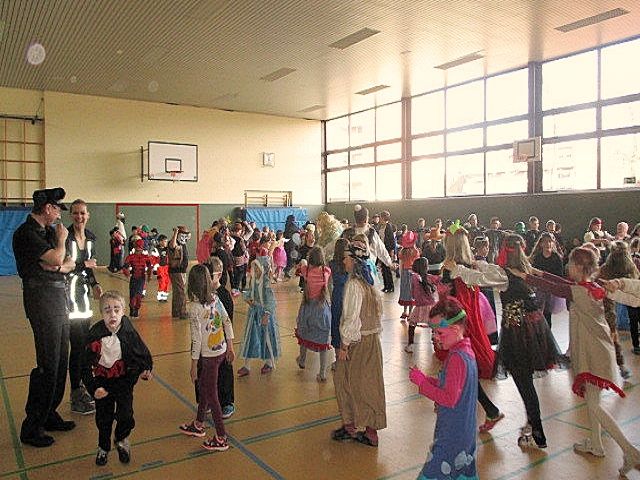 21_0401 Karneval4