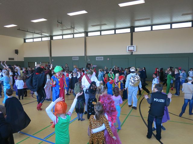 21_0104 Karneval11