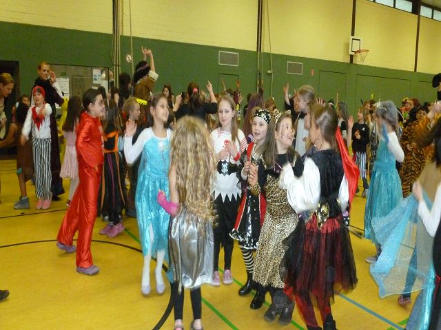 21_0104 Karneval7